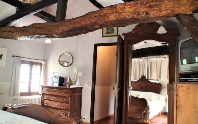 B&B With Charm - Quiet With Kitchen & sw Pool