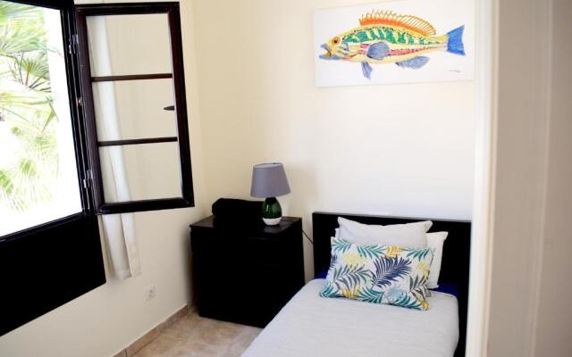 Villa Imogen with NEW HEATED SWIMMING POOL