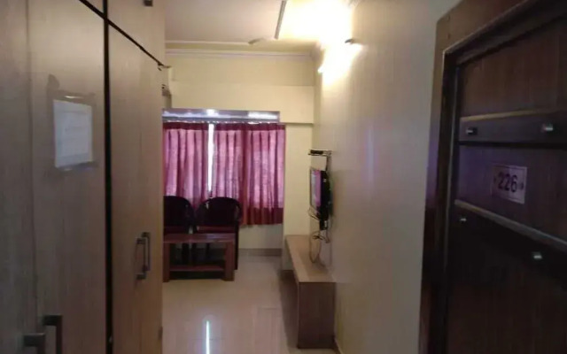 OYO 2289 Hotel Radha Palace