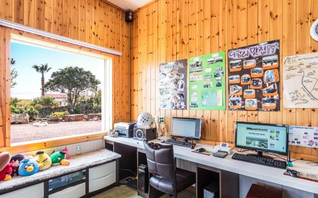 Jeju Olleh Windmill Pension and Guesthouse