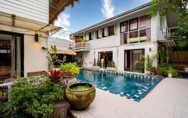 Secret Garden Pool Villa