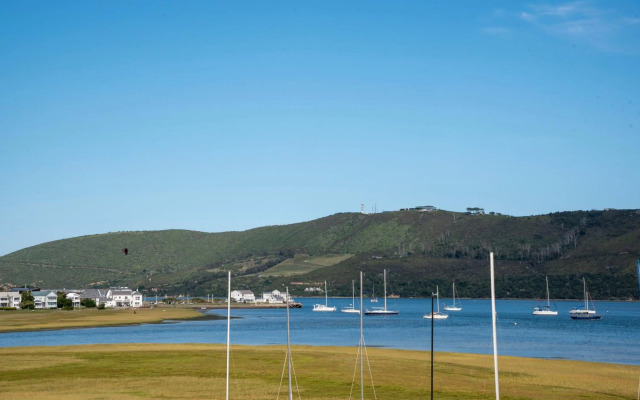 Waterfront- 11 South Quay