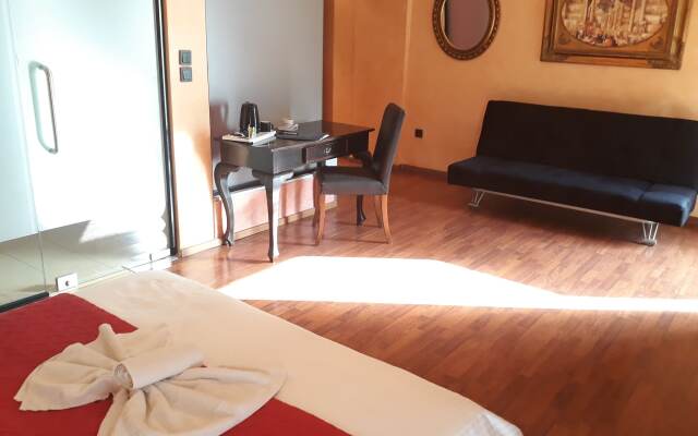 Anastazia Luxury Suites & Rooms