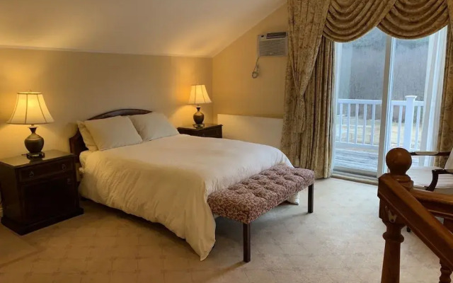 Copperhood Retreat & Spa