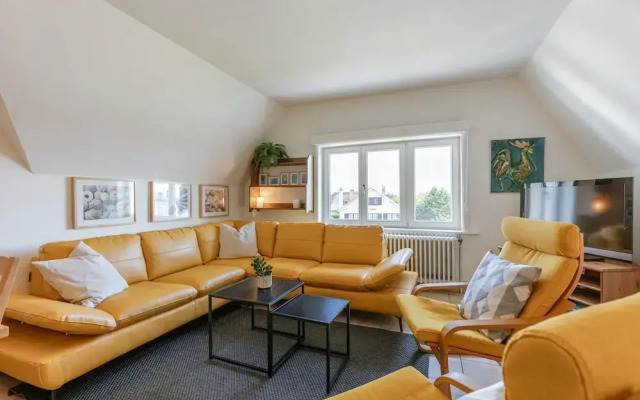 BE DEH Koni 43-13 in De Haan