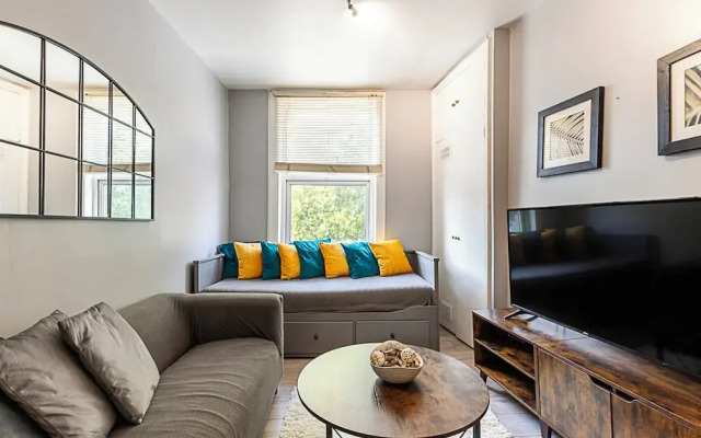 Stylish City Retreat