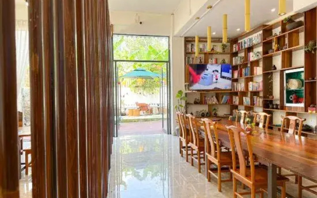 Namei Mountain House
