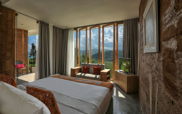 Seven Havens Residence