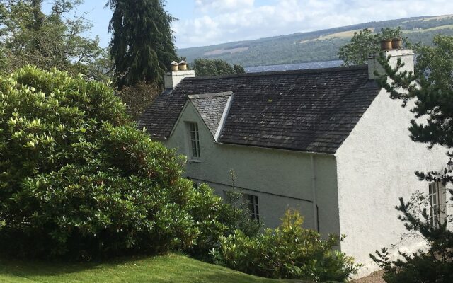 Lochness Lodge Hotel