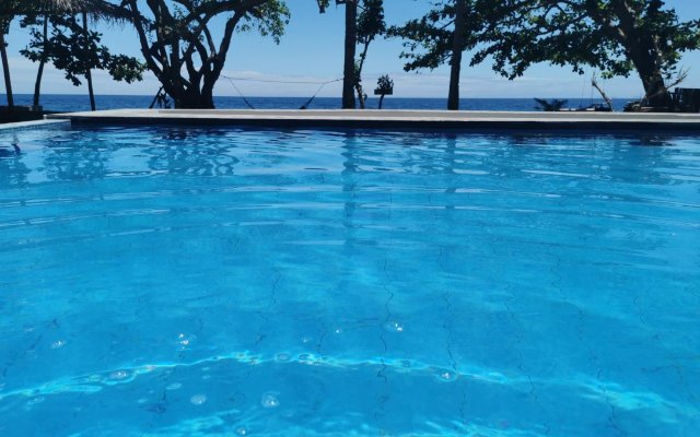 Kokomo Dive Resort Accommodation Hotel