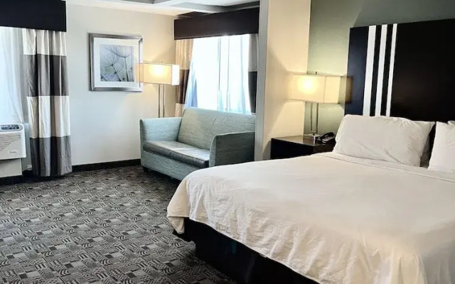 Quality Inn & Suites North- Legoland Area