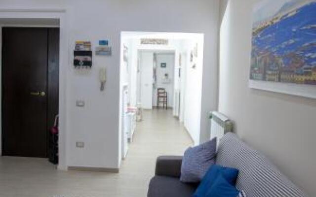 Garibaldi House Apartment