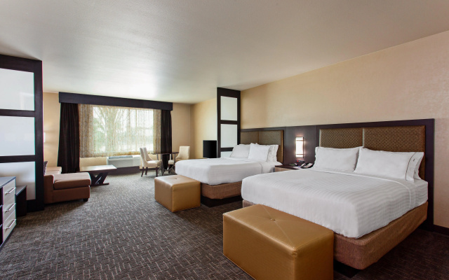 Holiday Inn Express & Suites Anaheim Resort Area by IHG