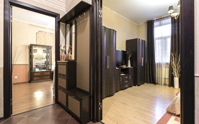 ProstoKvartirki na Nevskom 75