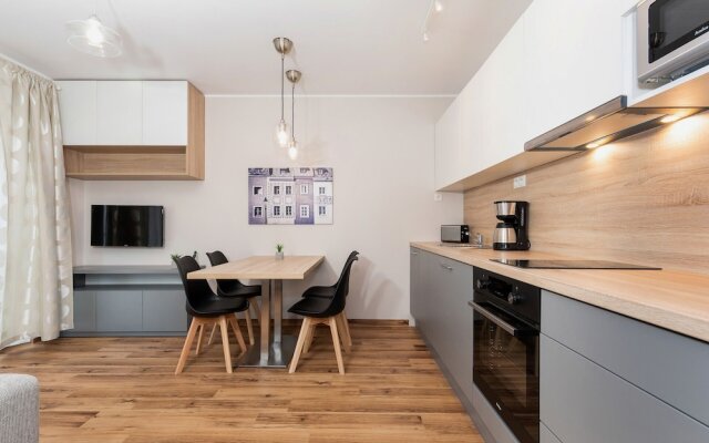 Apartment Poznan Dominikanska by Renters