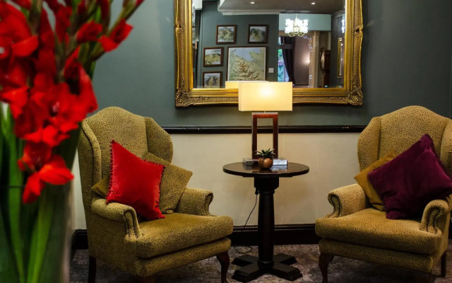 The Royal Victoria Hotel