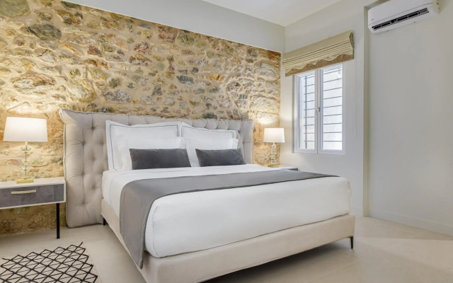 Thiramenous Residence