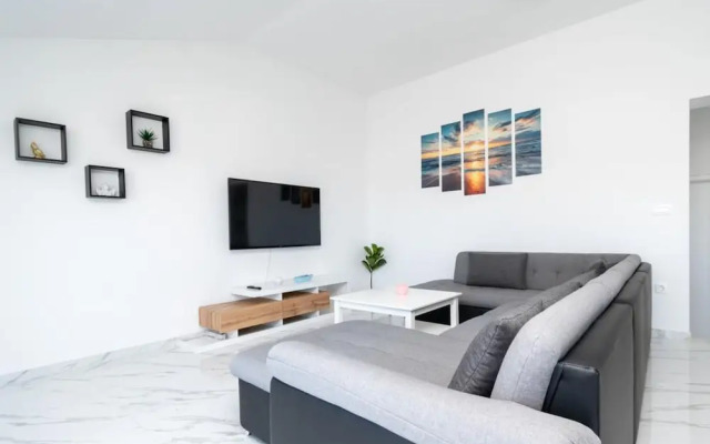 Panoramic View Apartment ILM