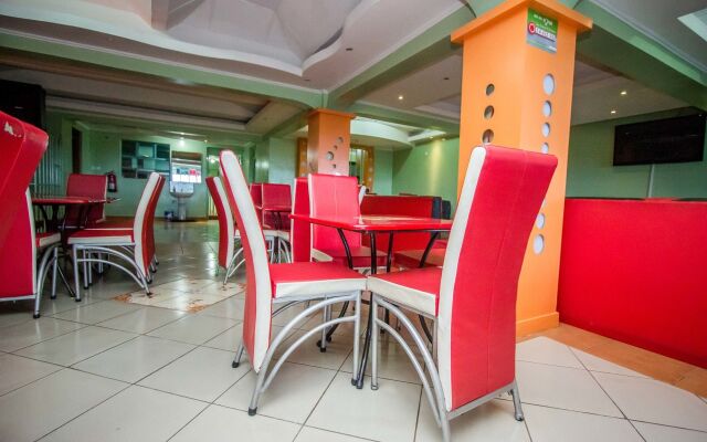 Winstonia Hotel