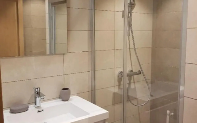 LES Balcons DE Pierre Pomme N°1 : 5 Pièces 8 à 10 Personnes / 5 Rooms 8 to 10 People