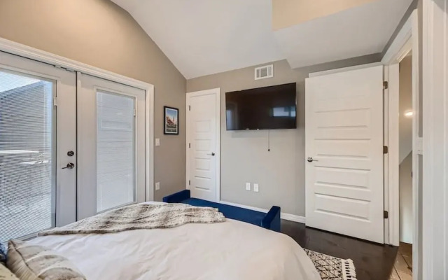 Eastside Escape By Boutiq