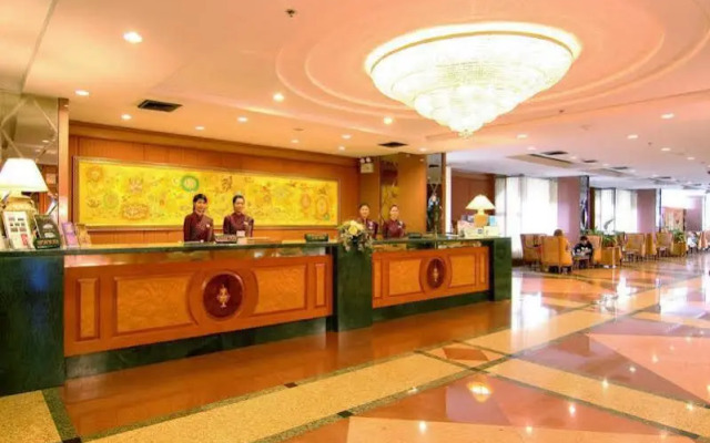 Mtc Plus At Grand Tower Inn