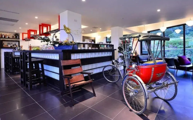 Sunlight Gallery landscape B&B