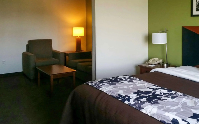 Sleep Inn & Suites Pleasant Hill - Des Moines