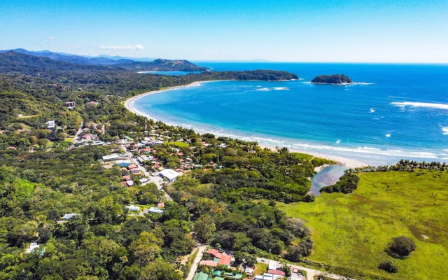 Hostel Marisol Playa Samara