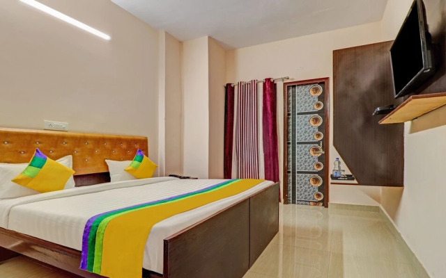 Itsy By Treebo - Divine Inn