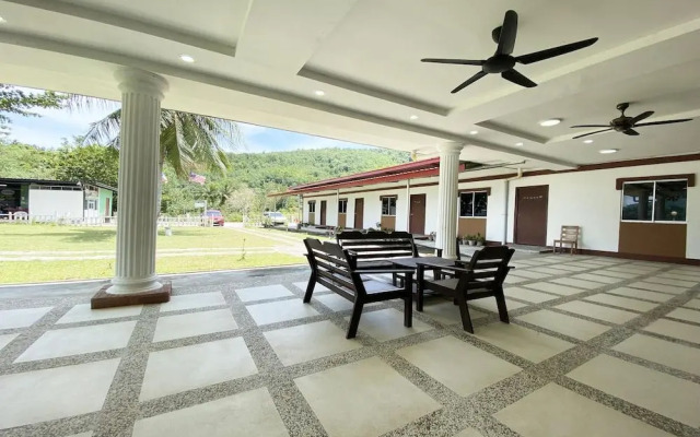 Ambong Bay Resthouse by Oyo Rooms