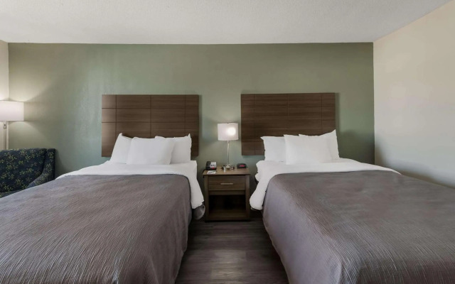 Quality Inn St. Louis Airport Hotel
