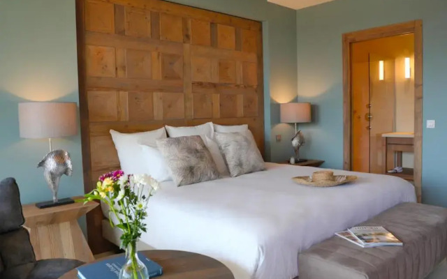 Les Regalia Hotel & SPA