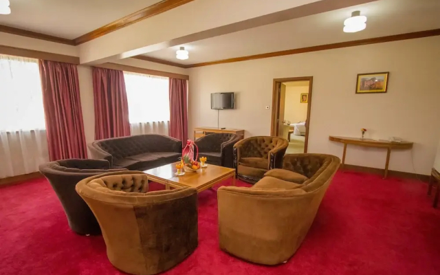 Sirikwa Hotel