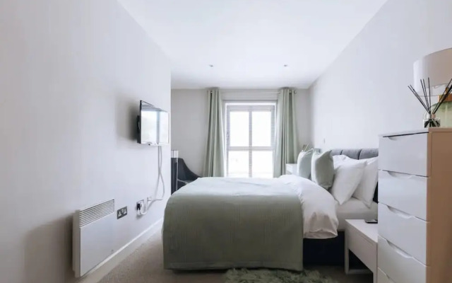 Contemporary 1BD Flat - Bristol City Centre!