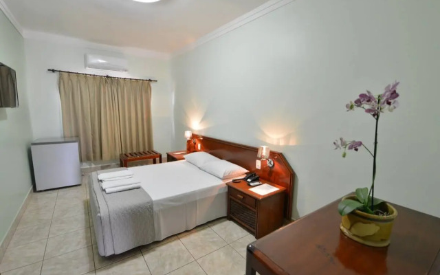 Italian Palace Hotel