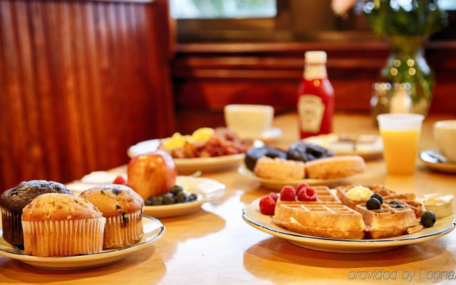 Holiday Inn Scranton East - Dunmore by IHG