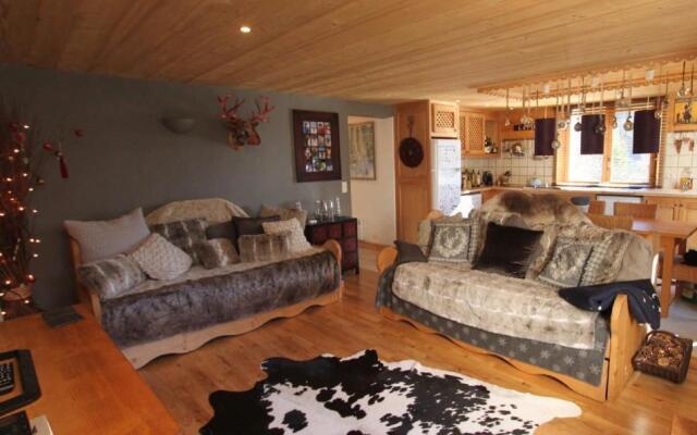 65m2 - balcon et vue sur les Aravis
