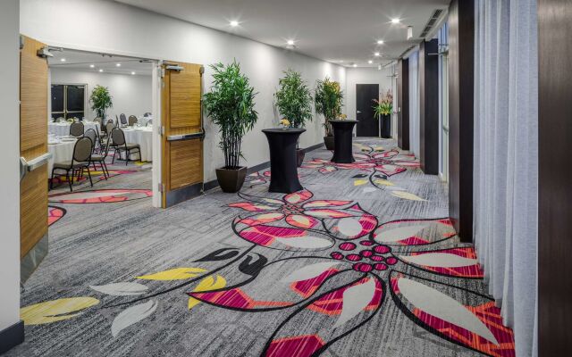 DoubleTree by Hilton Sarasota Bradenton Airport