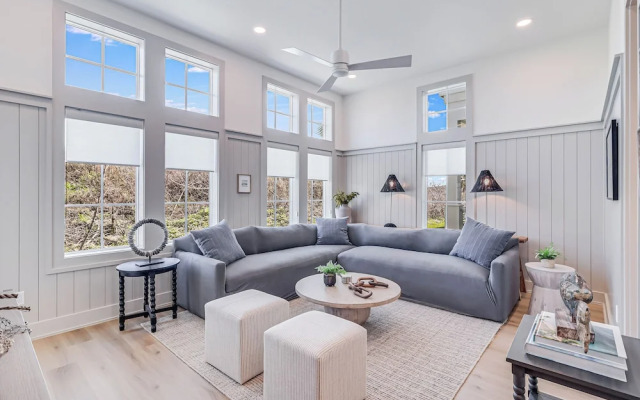 That Beachfront Vibe 140 TUC