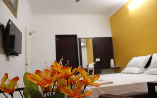 Sri Aarvee Hotels