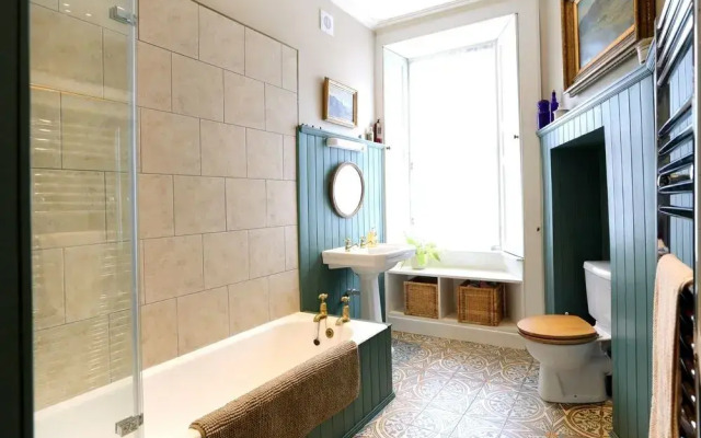 Charming Apartments Edinburgh