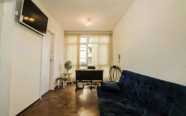 Apartamento aconchegante com estacionamento na 25 de março