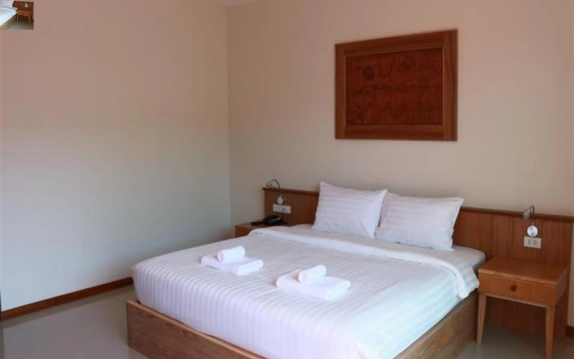 Crystal Lamai Hotel