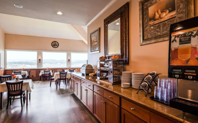 Best Western Pier Point Inn