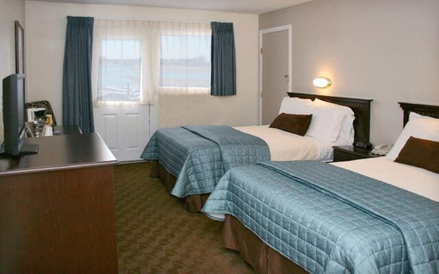 The Hotel at Cape Ann Marina