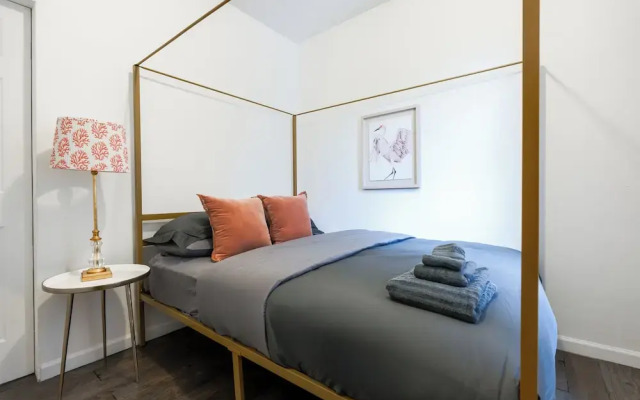 Elegant Harlem Suites