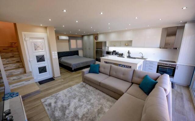 Lia's apartment