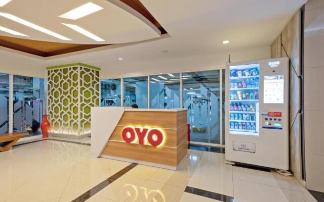 OYO 3390 Apartment Grand Kamala Lagoon Avenue