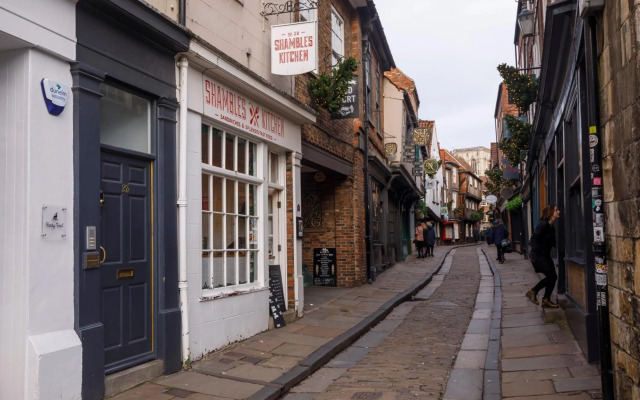 The York Suite, The Shambles